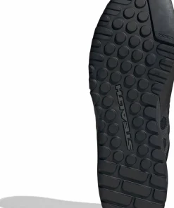 Adidas Men’s Guide Tennie Core Black/Carbon/Core Black