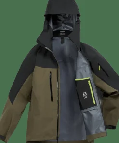 Arc'teryx Men's Alpha SV Jacket Spotlight