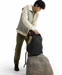 Arc'teryx Men's Atom Vest Habitat