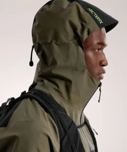 Arc'teryx Men's Beta Jacket Spotlight