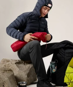 Arc'teryx Men's Cerium Hoody Black Sapphire