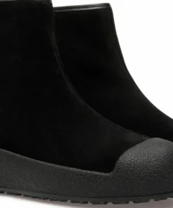 Bally Men's Guard Iii M Suede Calf Black