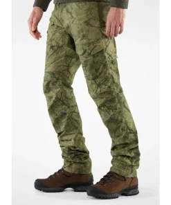 Fjällräven Men's Barents Pro Hunting Trousers Greencamo/Deepforest