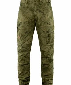 Fjällräven Men's Barents Pro Hunting Trousers Greencamo/Deepforest