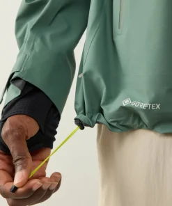 Haglöfs Men's L.I.M Airak GORE-TEX Jacket Chlorophyll Green