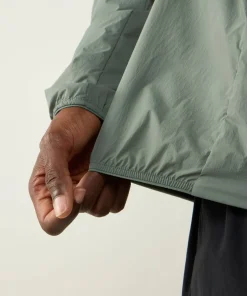 Haglöfs Men's L.I.M Mimic Barrier Hood Chlorophyll Green