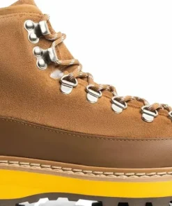 mono Men's Core Cap Suede Cognac Yellow