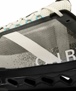 On Men's Cloudsurfer Next Black/Dew