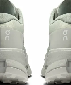 On Men's Cloudultra 3 Iceberg/Glacier