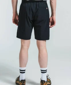 Varg Men's Espevik Active Shorts Caviar Black